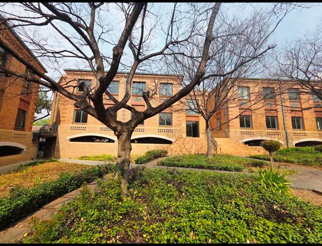 BUSINESS PROPERTY TO RENT IN MENLYN